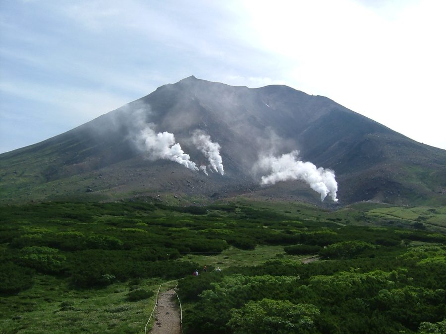 旭岳の山容