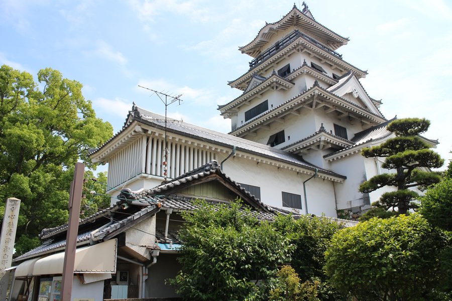 今治城の天守閣