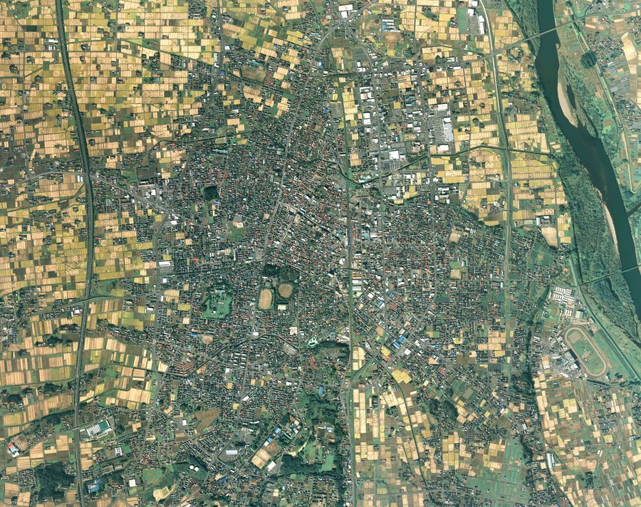 水沢中心市街地の空撮